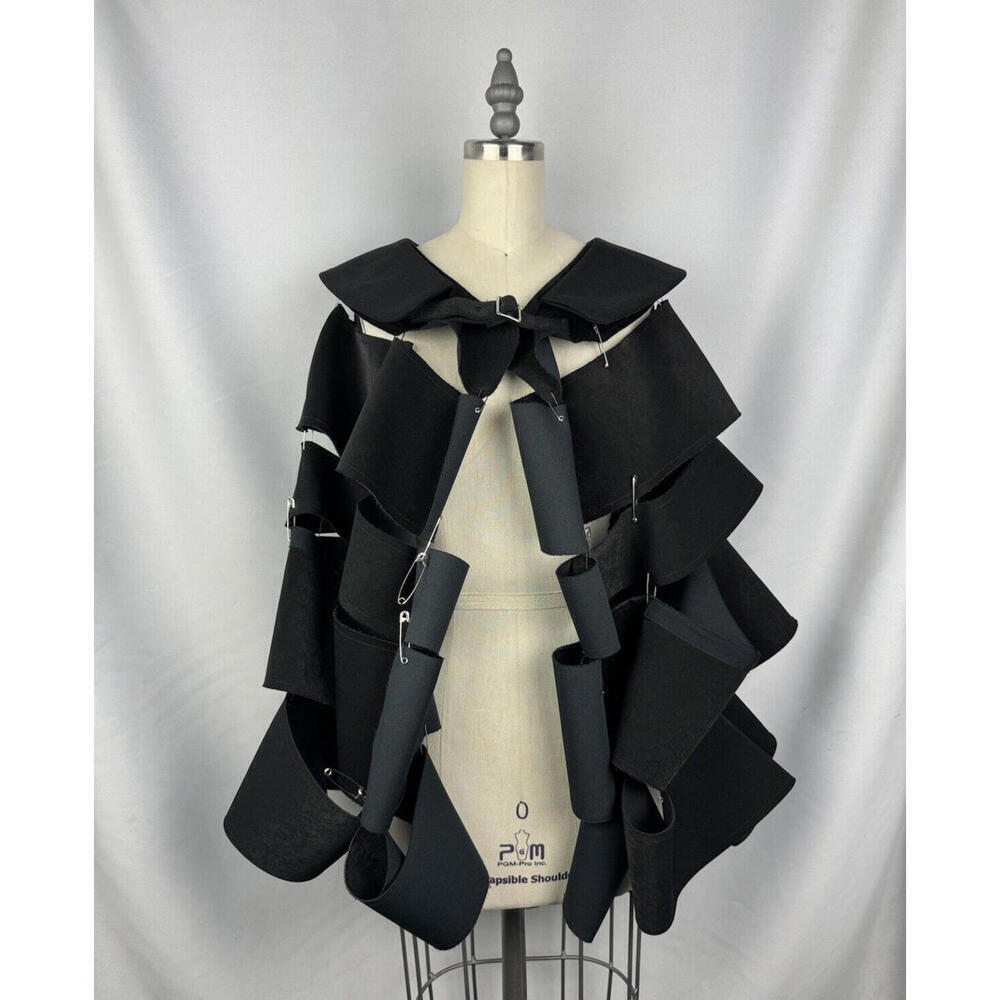 Comme Des Garcons Safety Pin Paneled Cape Black Size M